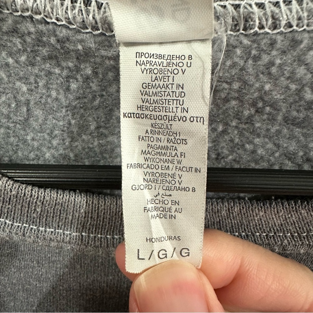 Cat Crewneck Sweater - Picture 7 of 9